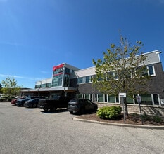 525 Cochrane Dr, Markham, ON à louer Photo du bâtiment- Image 1 de 3