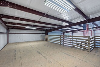 217 Southern Dr, Johnson City, TX for sale Interior Photo- Image 2 of 16