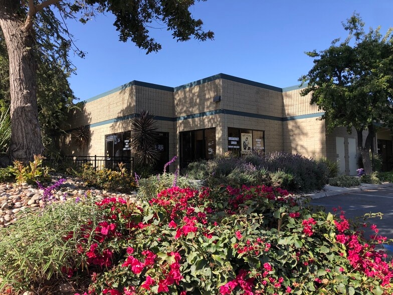 2646 Palma Dr, Ventura, CA for lease - Building Photo - Image 1 of 22