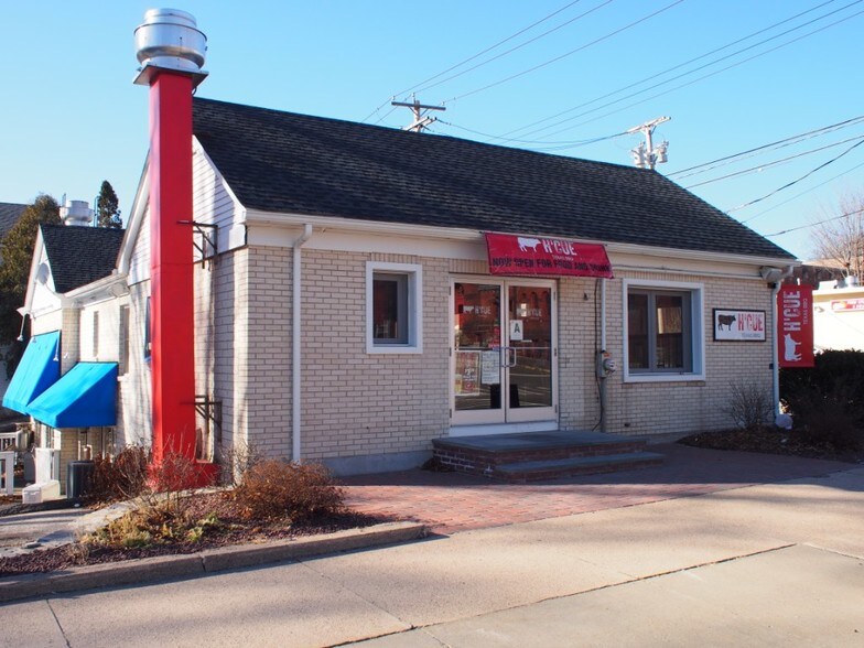 148 Elizabeth St, Derby, CT à louer - Photo principale - Image 1 de 38