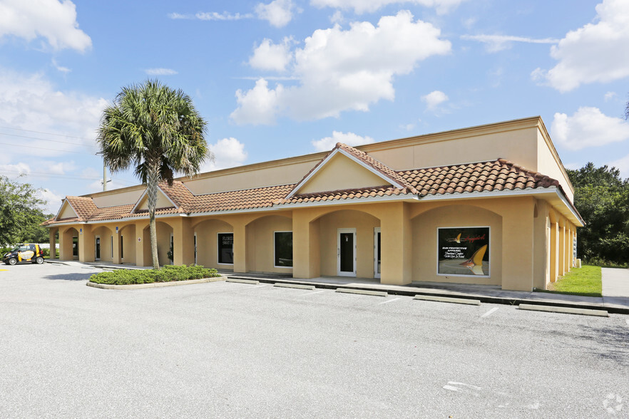 563 Tamiami Trl, Port Charlotte, FL for sale - Primary Photo - Image 1 of 1