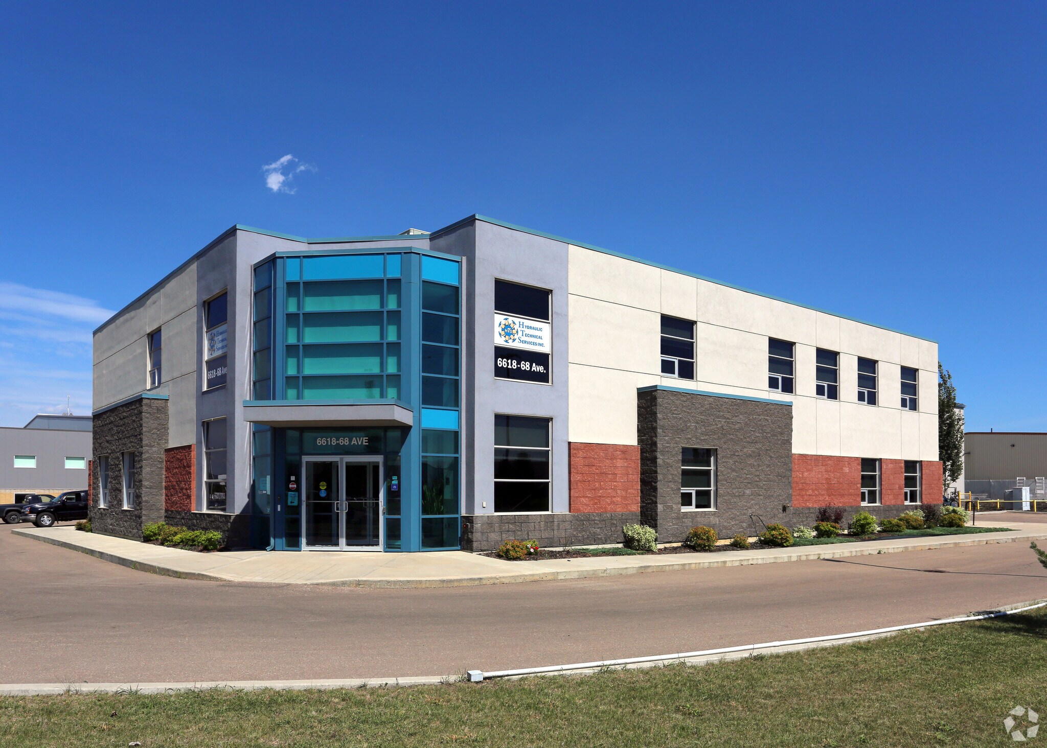 6618 68th Ave NW, Edmonton, AB à vendre Photo principale- Image 1 de 1