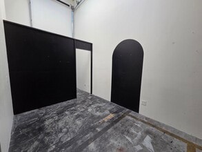 2195 Hyacinth St NE, Salem, OR for lease Interior Photo- Image 2 of 5