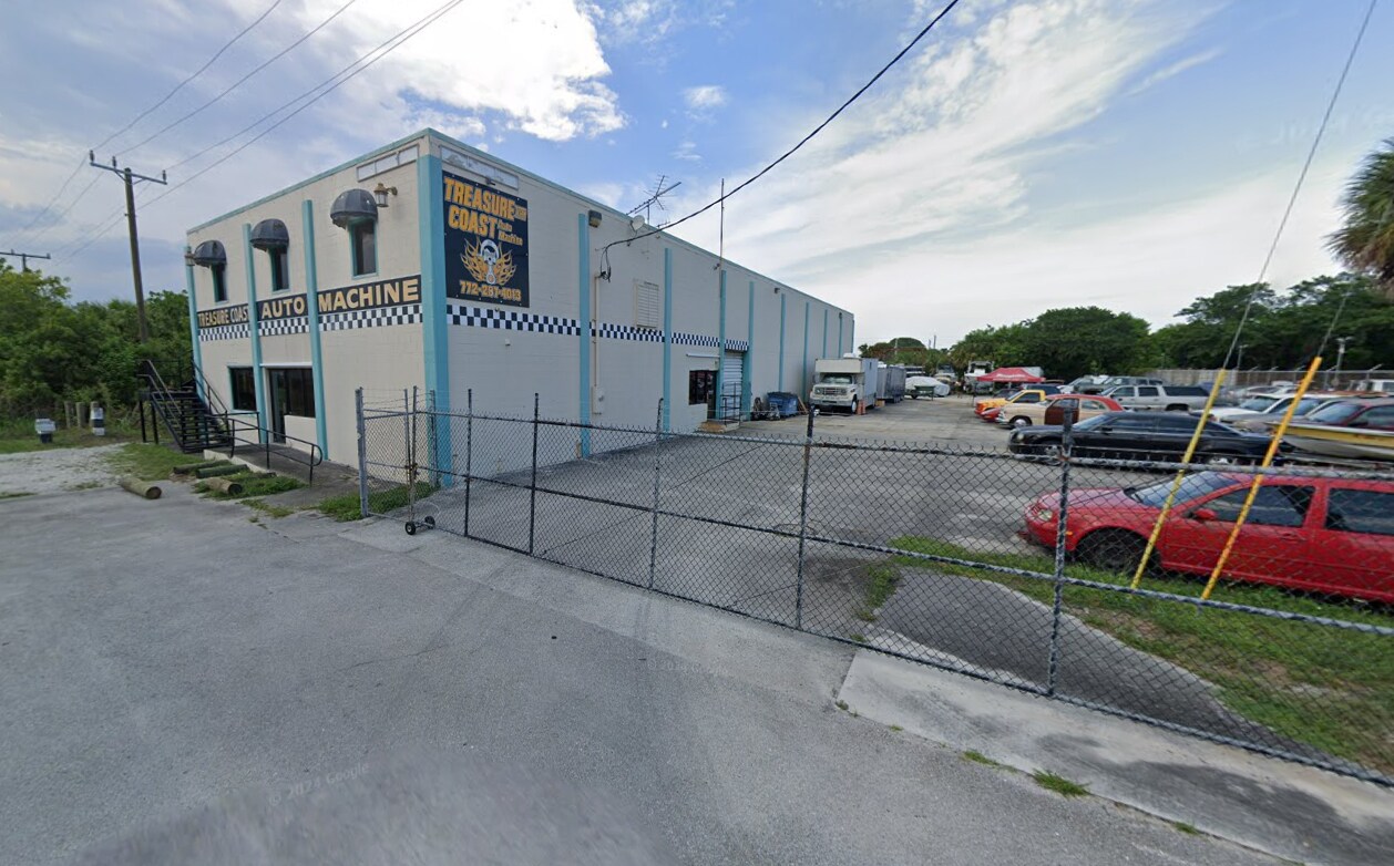 1201 Railroad Ave, Stuart, FL à vendre Photo du bâtiment- Image 1 de 5
