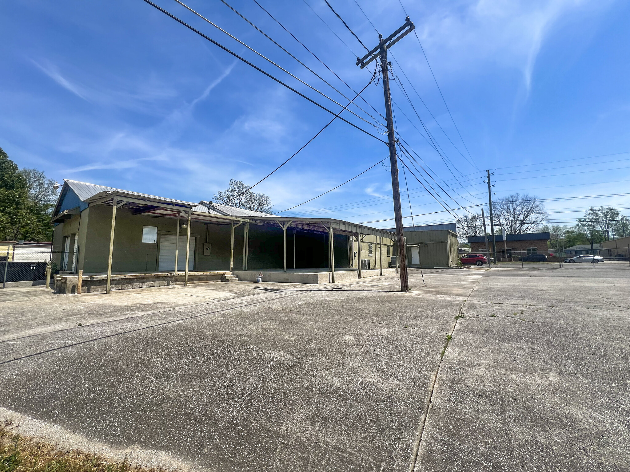 2121 Meridian Ave, Huntsville, AL for lease Primary Photo- Image 1 of 15