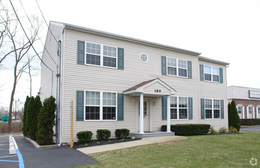 189 Route 37, Toms River, NJ à louer - Photo principale - Image 1 de 2