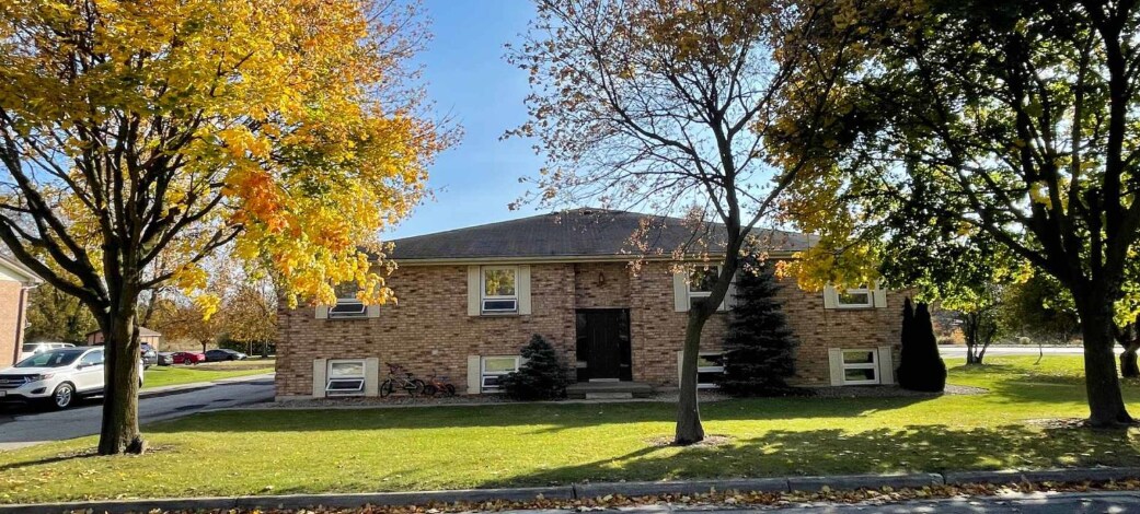 106 Forest St, Aylmer, ON for sale Primary Photo- Image 1 of 1