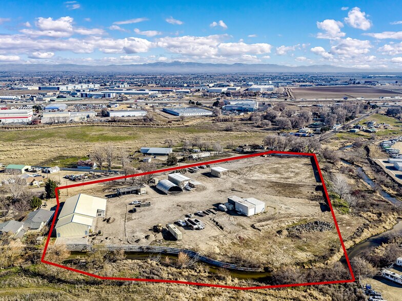 2800 E Chicago St, Caldwell, ID à vendre - Photo du bâtiment - Image 2 de 51