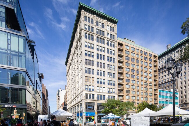 More details for 19 Union Sq W, New York, NY - Retail for Lease