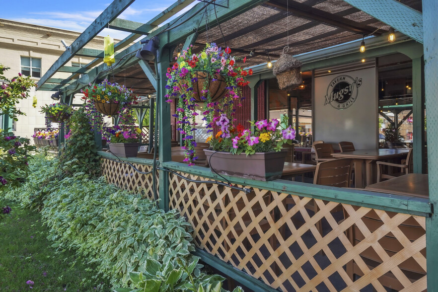 7161 Main St, Bonners Ferry, ID for sale - Building Photo - Image 2 of 14