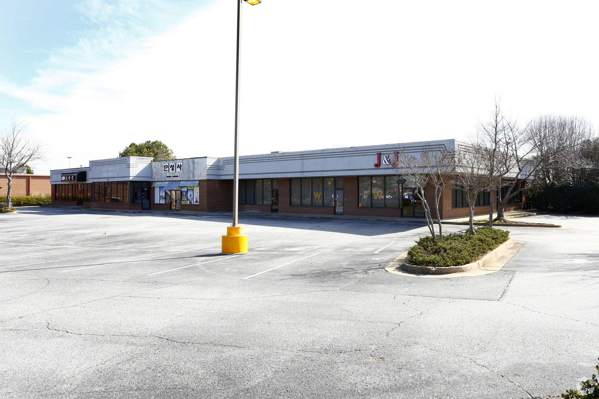 3530 Mall Blvd, Duluth, GA for lease Primary Photo- Image 1 of 38