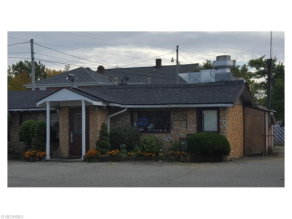 16011 Hilliard Rd, Lakewood, OH à vendre Photo principale- Image 1 de 2