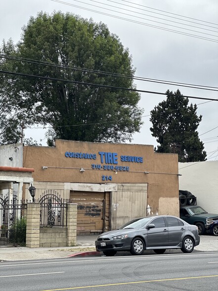 212 E Alondra Blvd, Compton, CA for sale - Primary Photo - Image 1 of 4