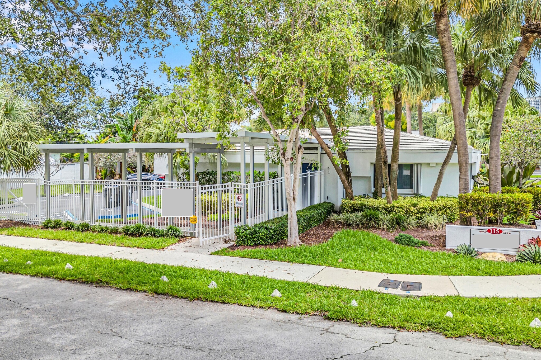 115 SE 13th St, Fort Lauderdale, FL à vendre Photo principale- Image 1 de 3