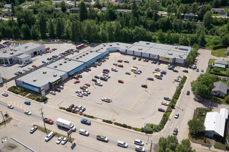 1502 Columbia Ave, Castlegar, BC for lease - Aerial - Image 2 of 3