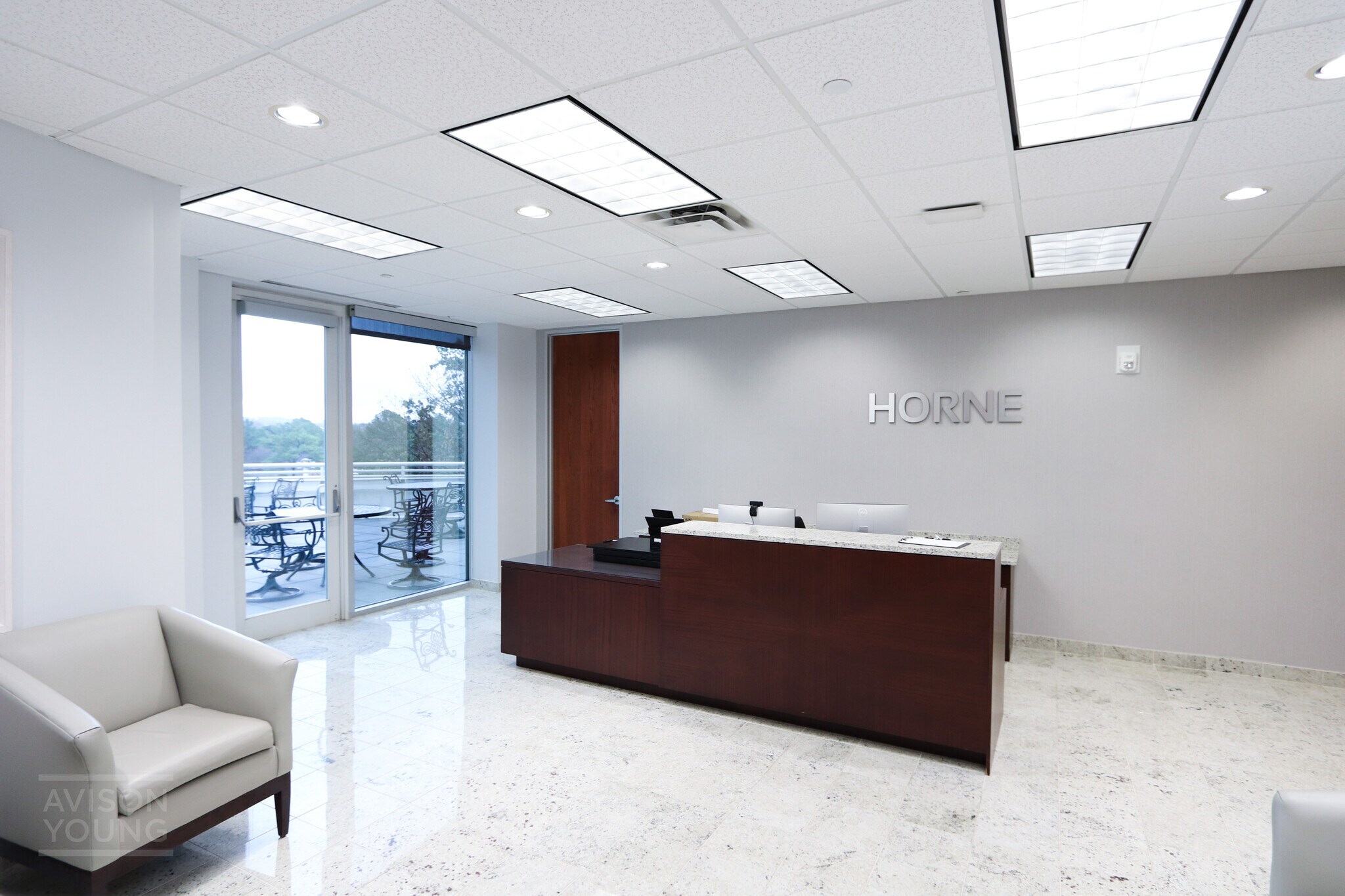 775 Ridge Lake Blvd, Memphis, TN for lease Primary Photo- Image 1 of 18