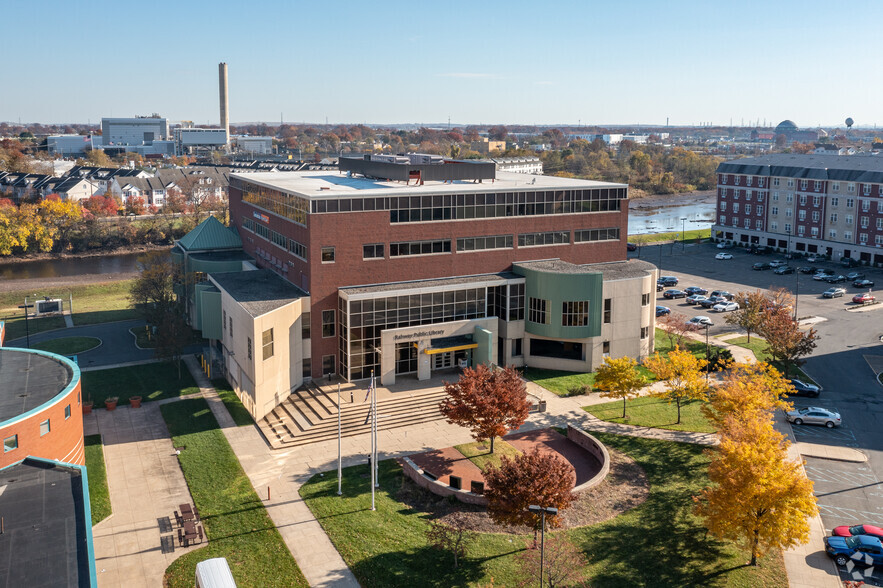 2 City Hall Plz, Rahway, NJ for sale - Aerial - Image 2 of 7