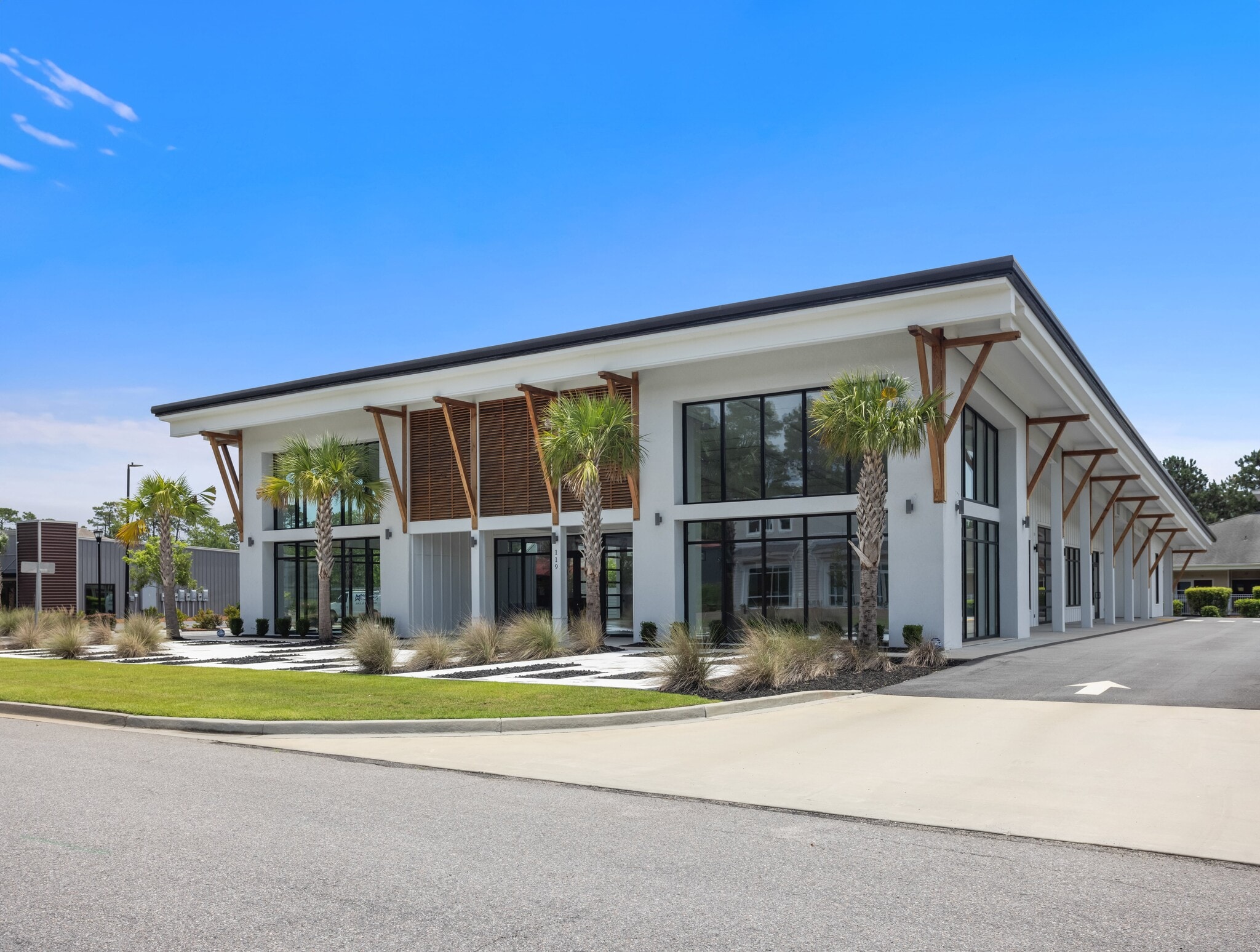 119 Persimmon St, Bluffton, SC for lease Primary Photo- Image 1 of 12