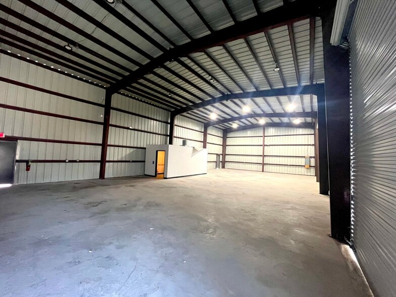 2237 Arlington Ave, Harvey, LA for lease - Building Photo - Image 2 of 5