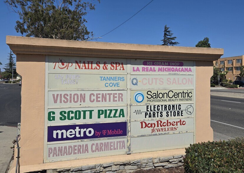 1323-1465 S Broadway, Santa Maria, CA à louer - Photo du bâtiment - Image 3 de 9