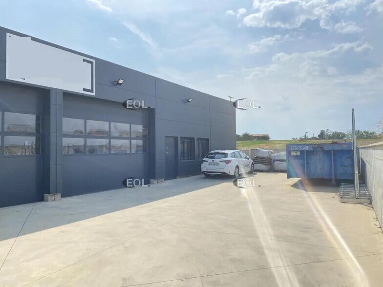 Flex in Mornant for lease - Building Photo - Image 2 of 15