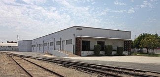 Plus de détails pour 2700 Eastern Ave, Commerce, CA - Industriel à louer