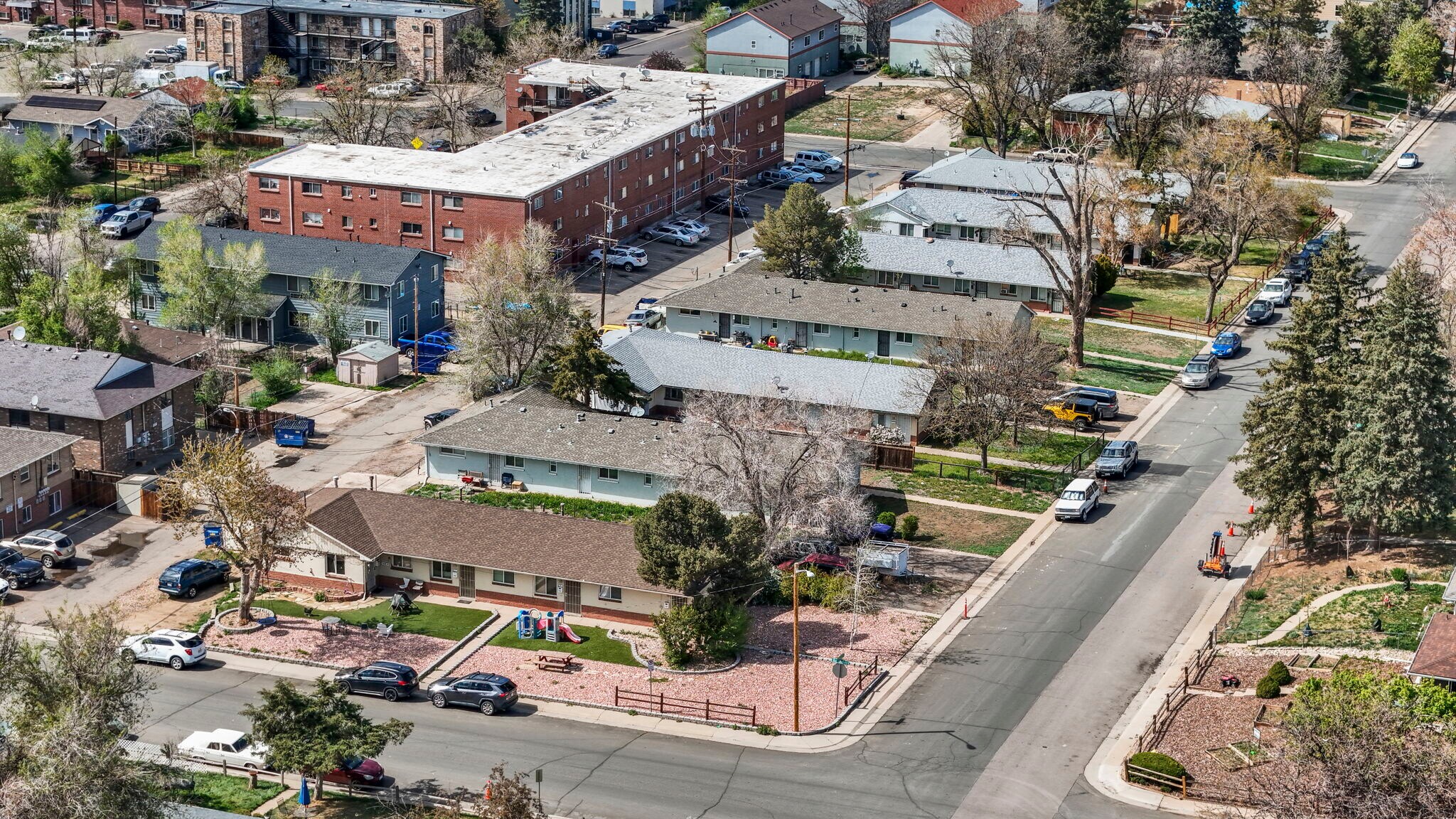 1159 Akron St, Aurora, CO à vendre Photo du bâtiment- Image 1 de 19