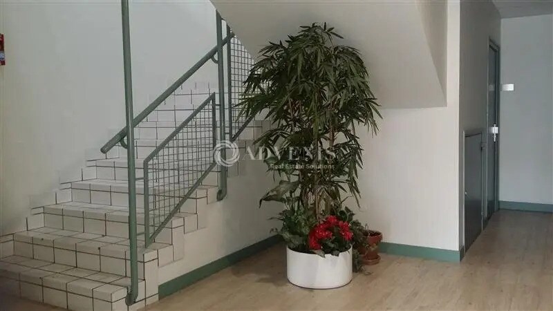 Office in VILLENEUVE-D'ASCQ for lease - Interior Photo - Image 3 of 8