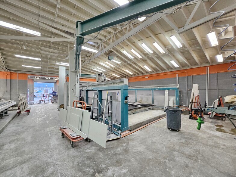 1401 S Alameda St, Compton, CA à vendre - Photo du bâtiment - Image 2 de 14