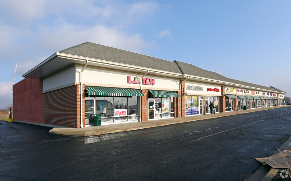 417 W IL Route 173, Antioch, IL for lease - Building Photo - Image 3 of 3