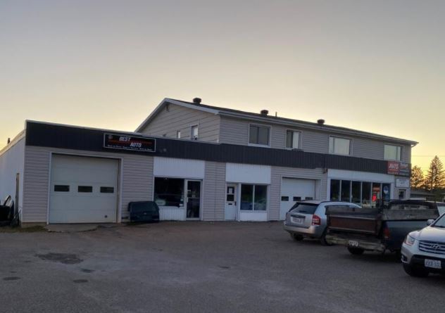 560 Stewart St, Renfrew, ON for sale Primary Photo- Image 1 of 1