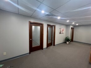 350 Main St, Haverhill, MA for lease Interior Photo- Image 2 of 7