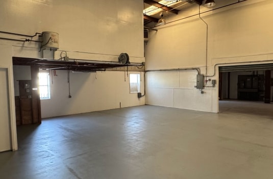 2 Bayview Ave, Oyster Bay, NY à louer Photo intérieure- Image 1 de 9