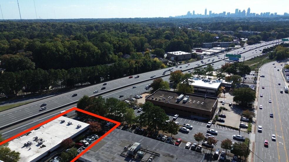 2707 Buford Hwy, Atlanta, GA à vendre - Photo du bâtiment - Image 2 de 40