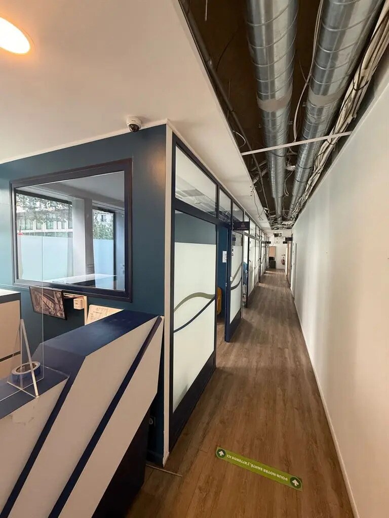 Commerce de détail dans Paris à louer Photo intérieure- Image 1 de 6