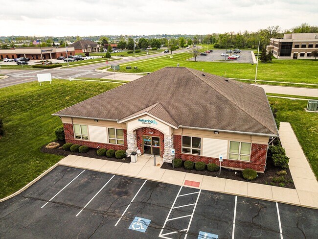 Plus de détails pour 1045 Channingway Dr, Fairborn, OH - Bureau à vendre