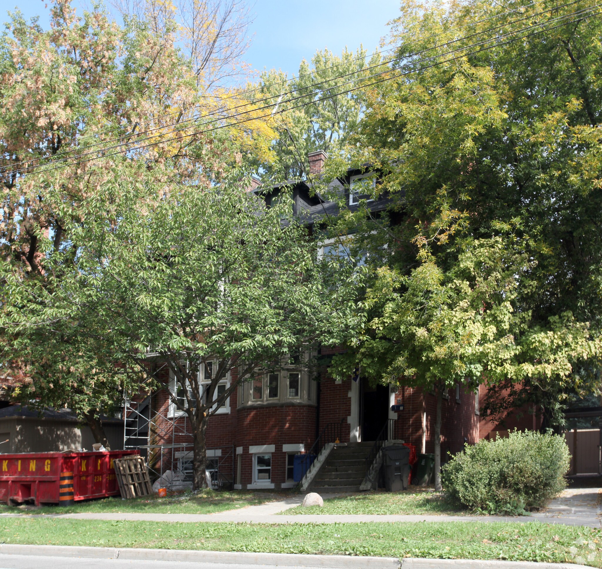 85 Bedford Rd, Toronto, ON for sale Primary Photo- Image 1 of 1