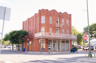 119 Heiman St, San Antonio, TX à louer Photo du bâtiment- Image 1 de 1