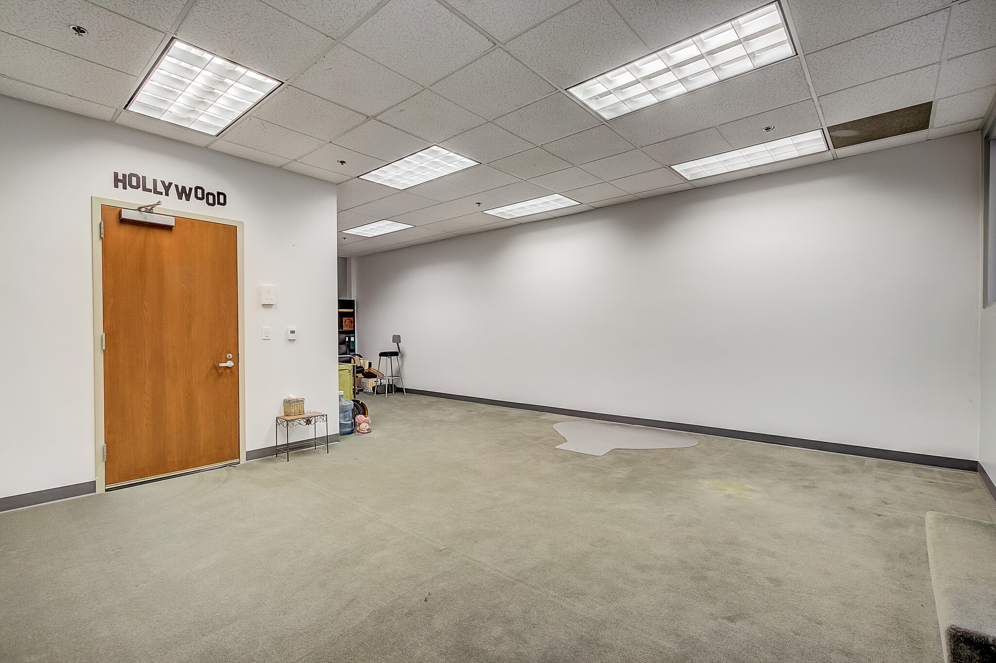 6311 Romaine St, Los Angeles, CA for lease Interior Photo- Image 1 of 6