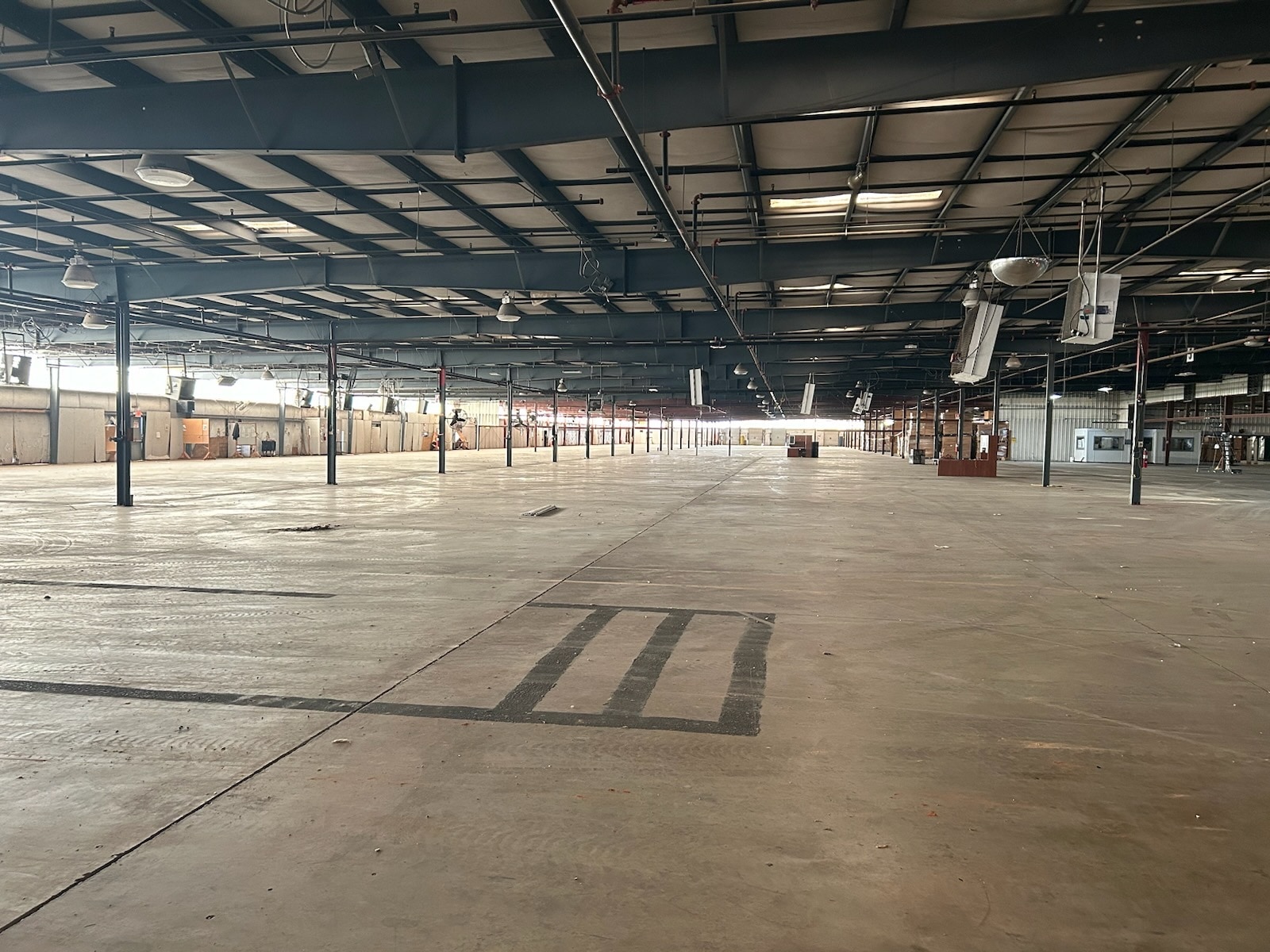 942 W Park Dr, Selma, AL for lease Interior Photo- Image 1 of 8