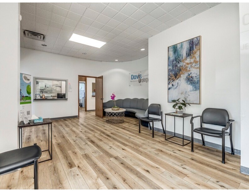 13509 N Meridian Ave, Oklahoma City, OK à louer Photo du bâtiment- Image 1 de 11