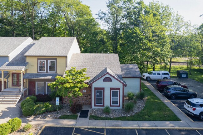 More details for 30-46 Munroe Falls Ave, Munroe Falls, OH - Retail for Sale