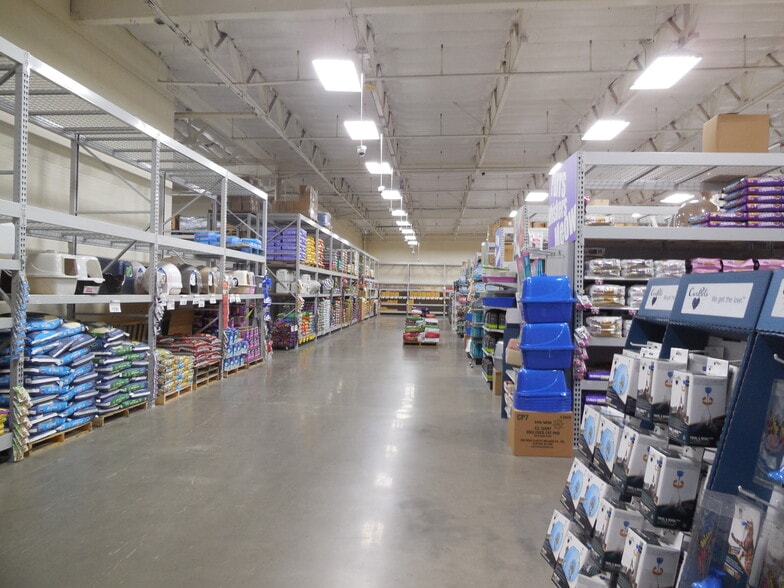 318 N Sunrise Ave, Roseville, CA for lease - Building Photo - Image 3 of 12