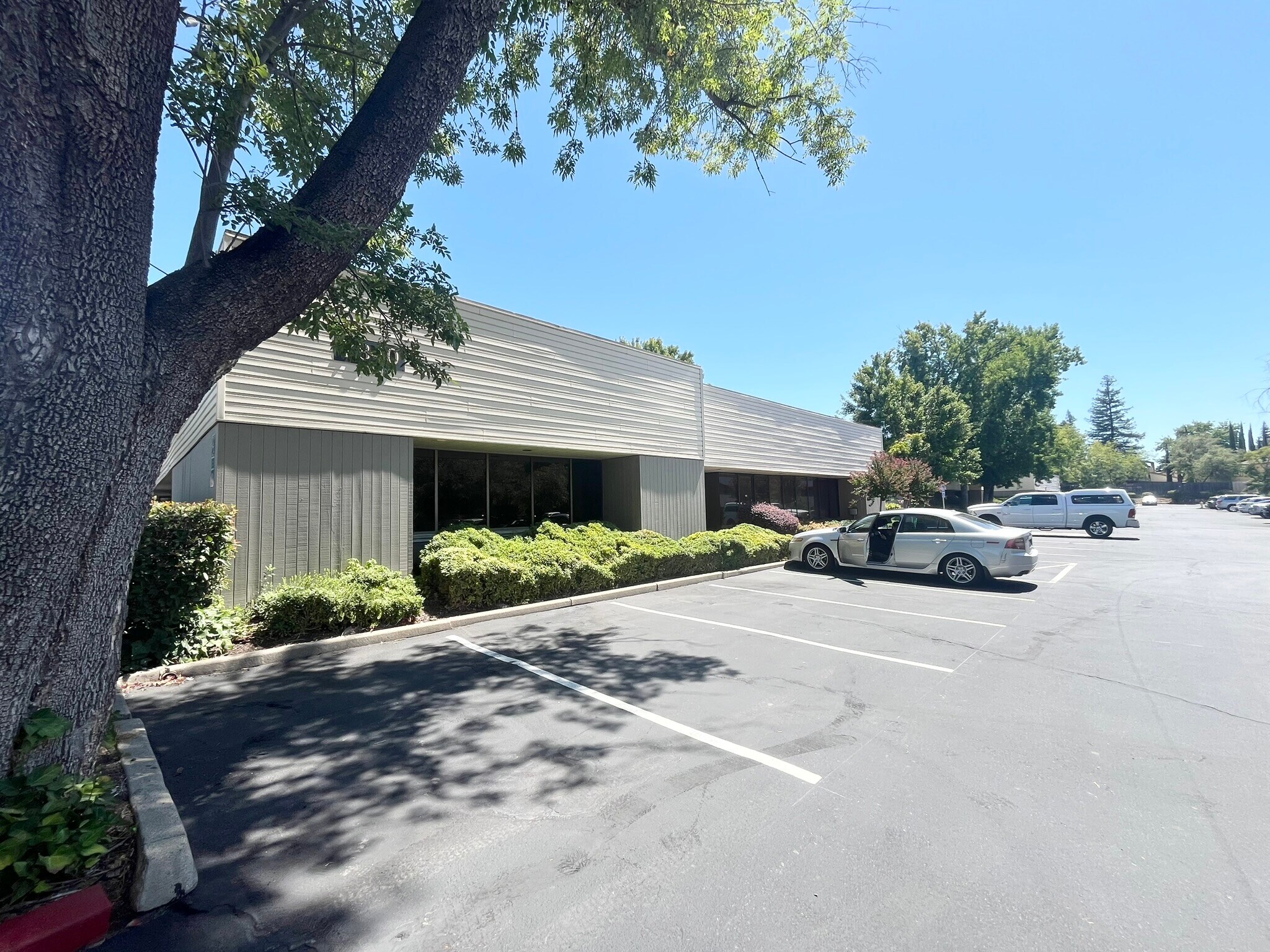 7840-7844 Madison Ave, Fair Oaks, CA à louer Photo du bâtiment- Image 1 de 27