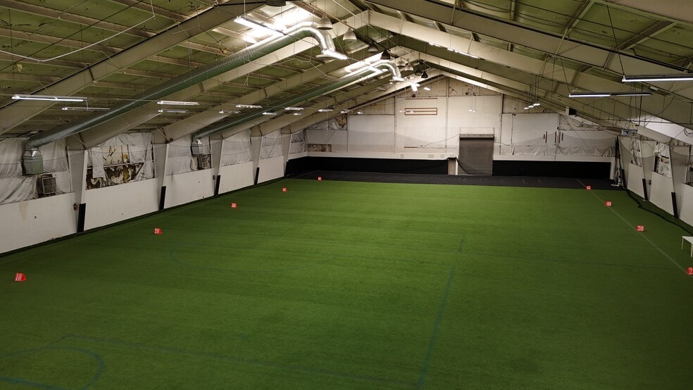 2250 S 850 W, Woods Cross, UT for lease - Building Photo - Image 2 of 9