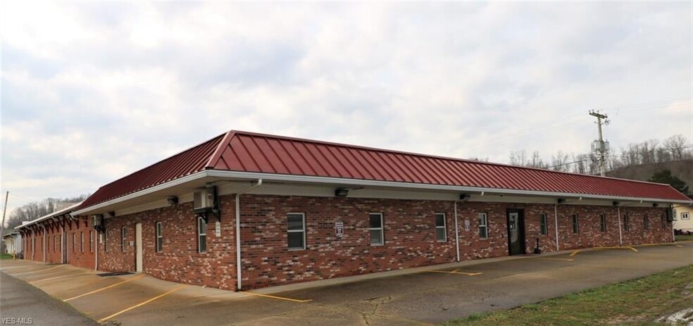 1225 Woodlawn Ave, Cambridge, OH for lease - Building Photo - Image 1 of 26