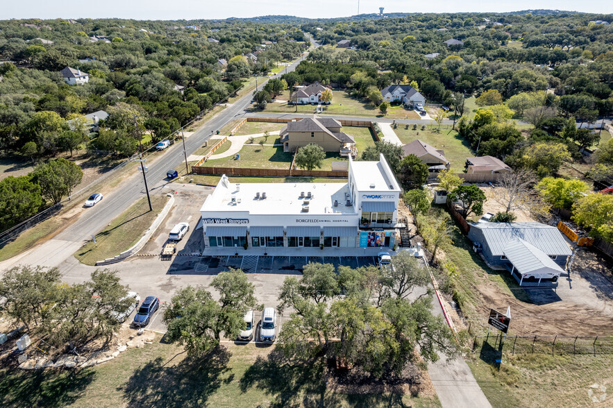 1304 W Borgfeld Dr, San Antonio, TX for lease - Building Photo - Image 2 of 10