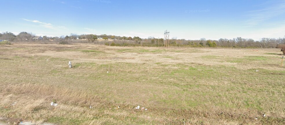 6105 Pioneer Parkway, Arlington, TX à vendre - Photo du bâtiment - Image 1 de 1