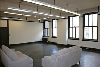 275 4th St E, Saint Paul, MN for lease Interior Photo- Image 2 of 3