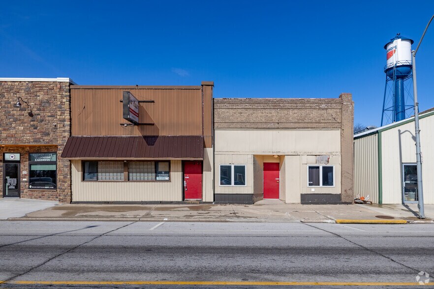 435 Parker St, Stanhope, IA à vendre - Photo du bâtiment - Image 2 de 3